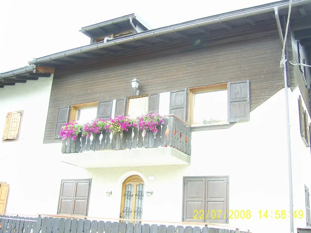 Baita Feloi Hotel Livigno 0*,